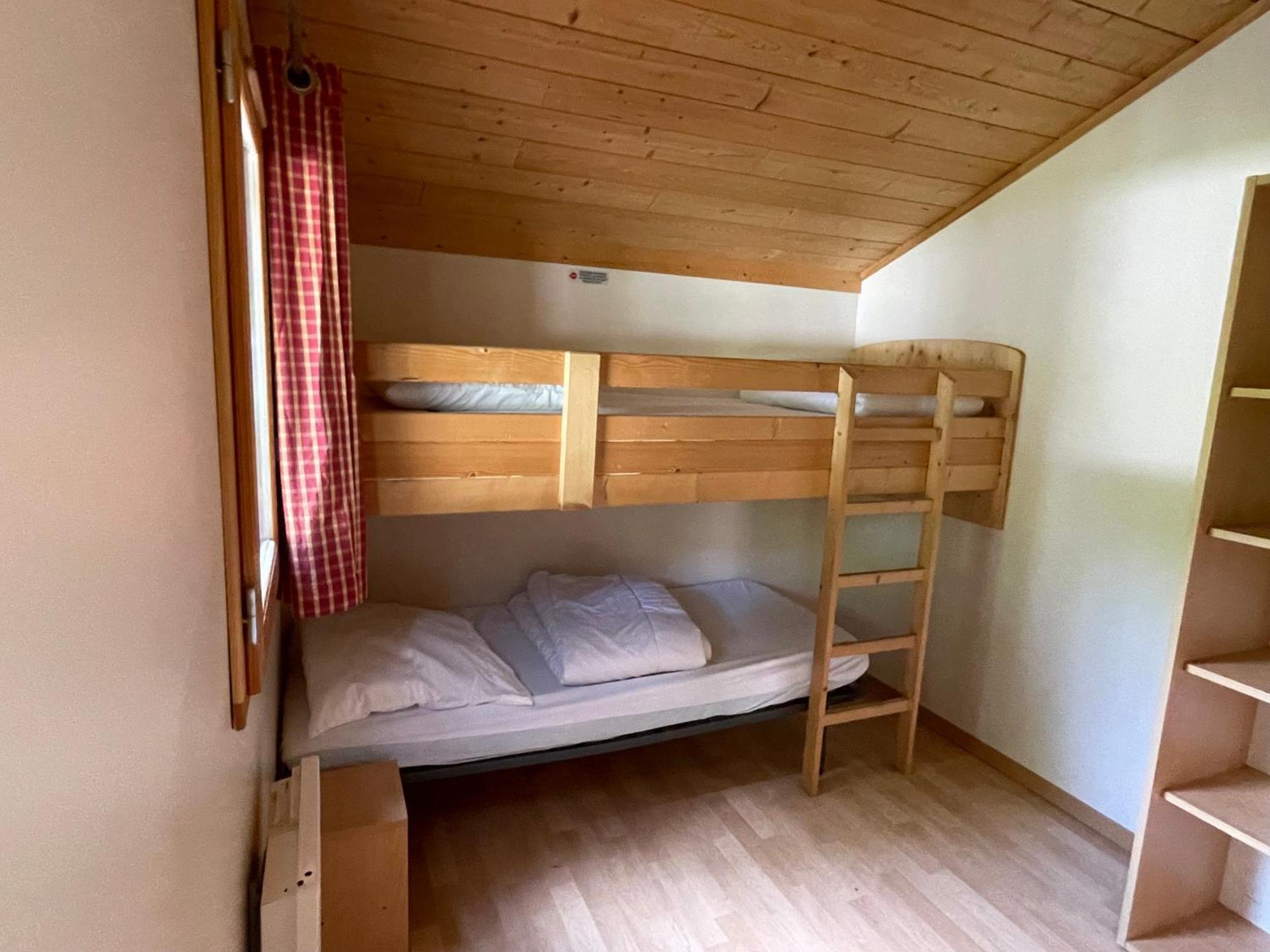 Camping Les Etoiles Saint-Sornin-Lavolps Екстер'єр фото