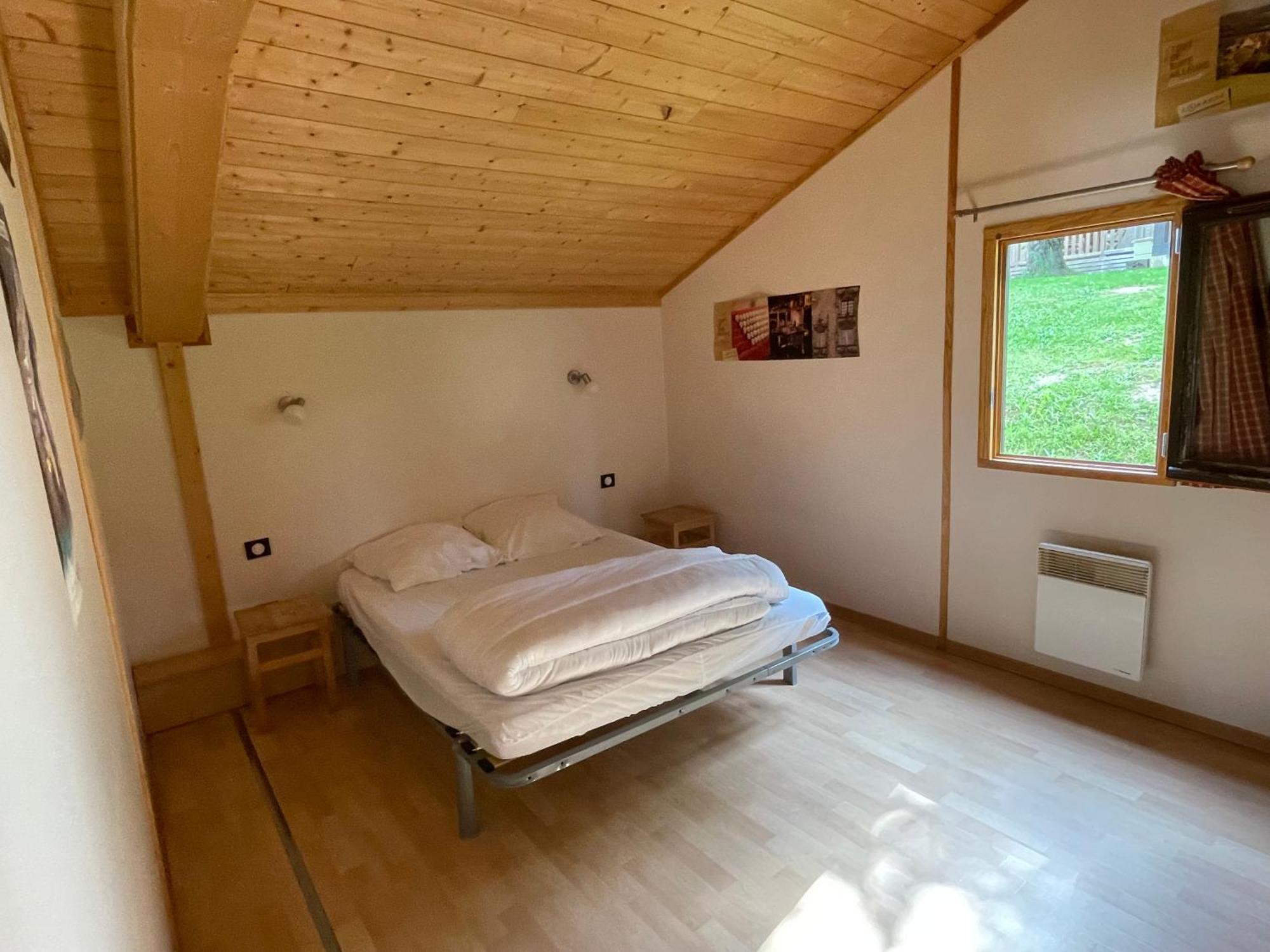 Camping Les Etoiles Saint-Sornin-Lavolps Екстер'єр фото