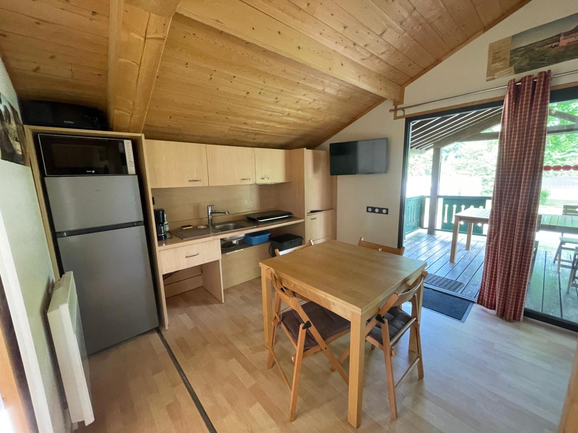 Camping Les Etoiles Saint-Sornin-Lavolps Екстер'єр фото