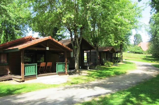 Camping Les Etoiles Saint-Sornin-Lavolps Екстер'єр фото